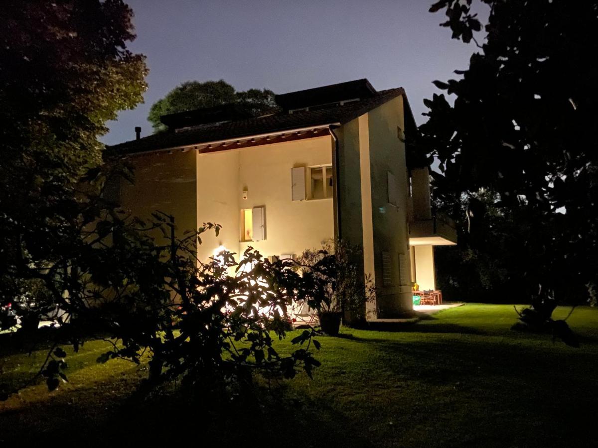 Acero Giallo Parma Exterior photo